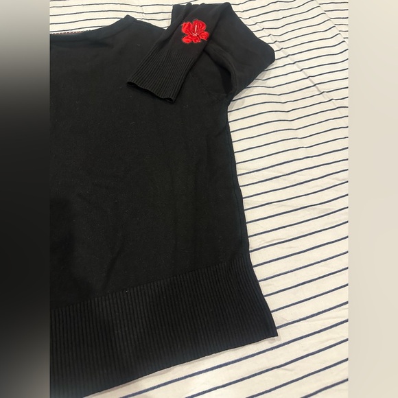 Voodoo Vixen Black Tiki Cardigan with Red Floral Embroidery - Picture 14 of 16